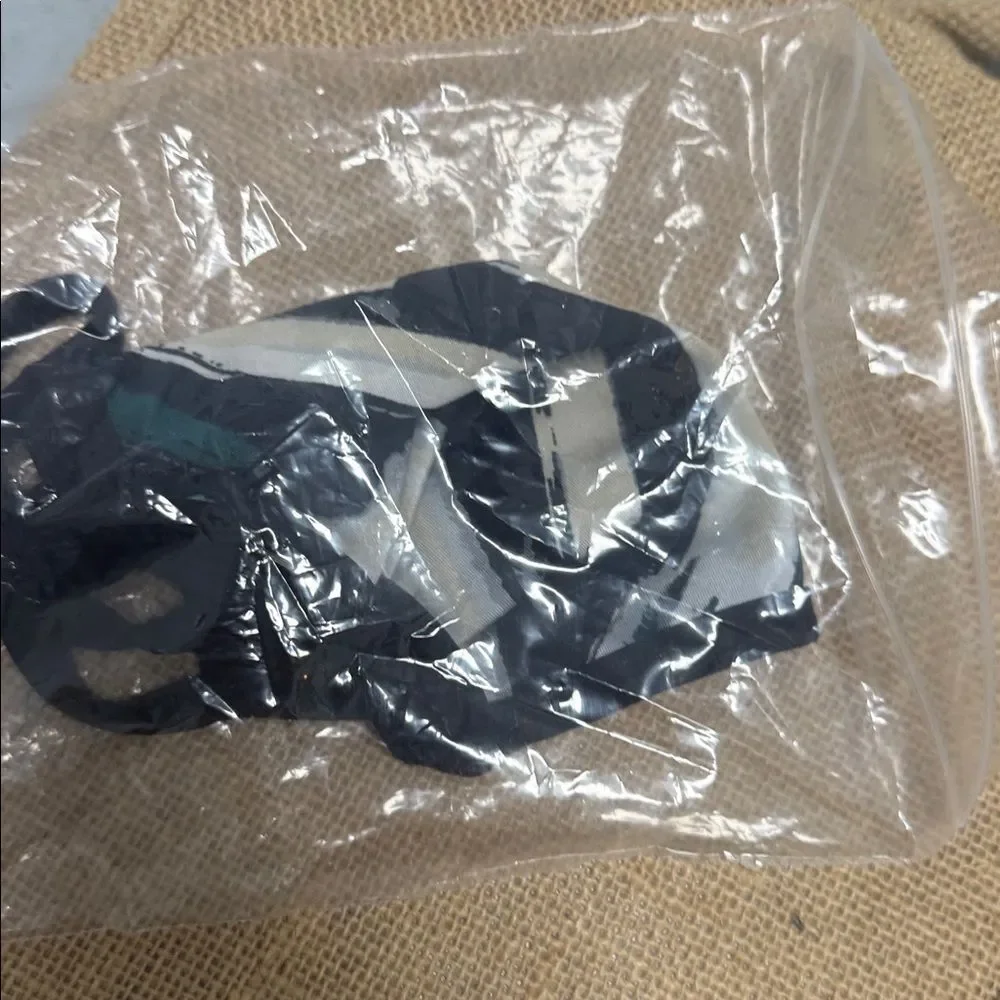 BRAND NEW Face Mask - Soft Silky Material - Blue Black White Design NEW